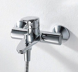 Фото Смеситель Bravat Drop F64898C-B для ванны с душем